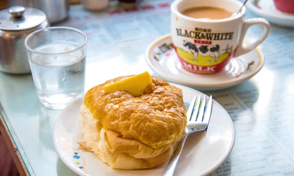 1960s–80s Hong Kong — Cha Chaan Teng becomes a cultural icon